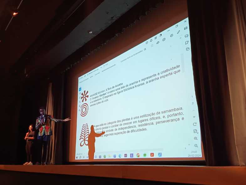 Presenting “Discovering the Adinkra Symbols” at the Adinkra Afro-Amazonian Film Showcase, CAIXA CULTURAL, 2023