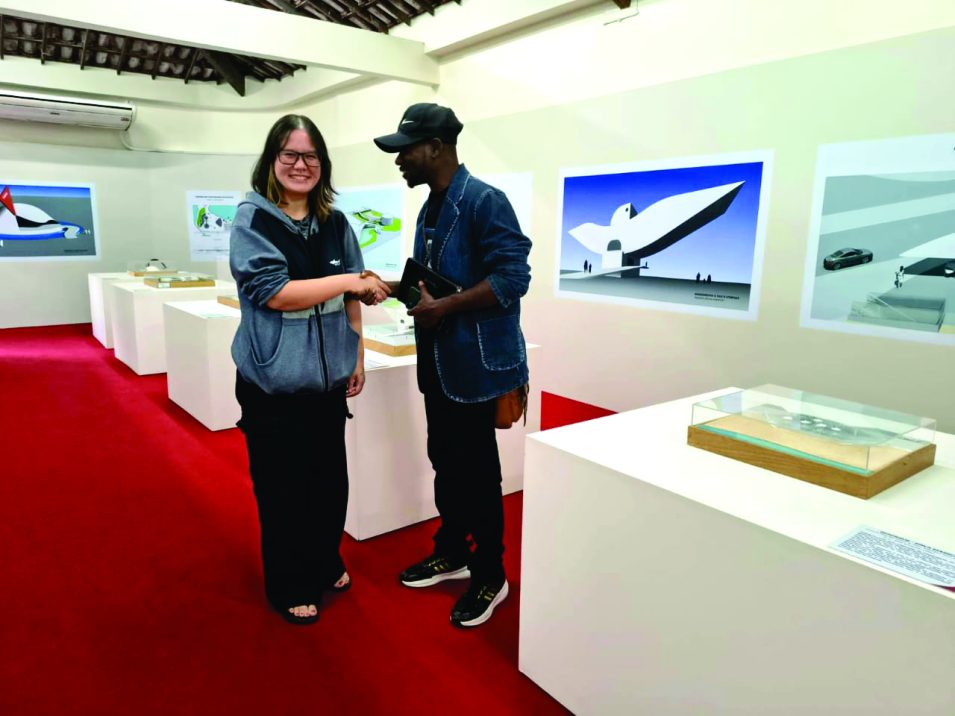Reception at the Maricá Secretariat of Culture exhibition space